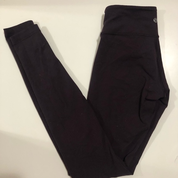 Bordeaux drama wunder unders women’s pants Lululemon size 4 - Picture 2 of 4